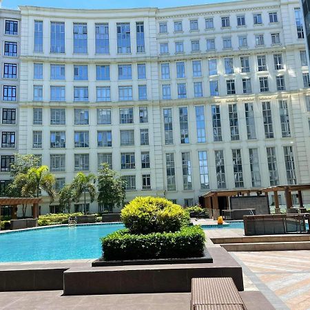 Studio Condo Building 81 Newport Boulevard Manila Exterior foto